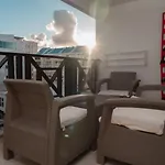 Apartamentos Classy Reef Alado De La Playa