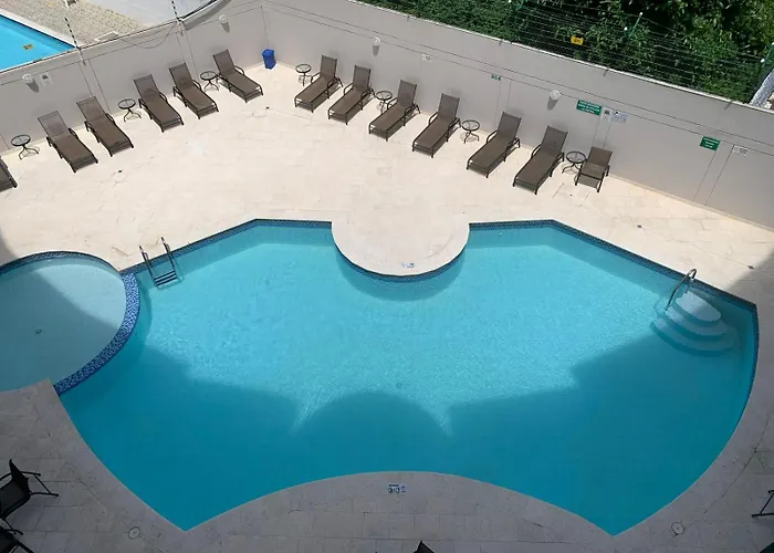 Apartamentos Classy Reef Alado De La Playa